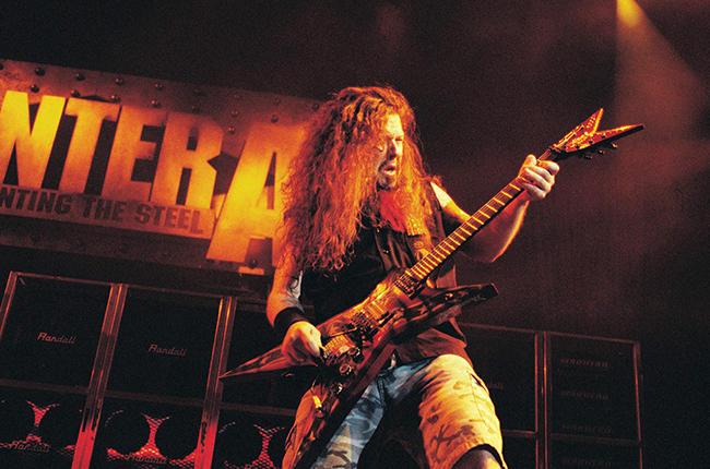 pantera on stage